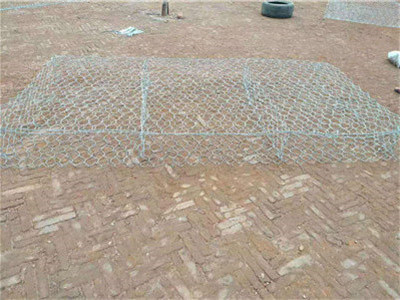 双隔板雷诺护垫是什么？